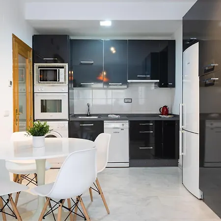 Holidays2malaga Carrera Capuchinos Free Parking Aircon Downtown Apartment *
